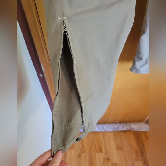 KUHL Khaki Gray Liberator Convertible Stealth Zip Cargo Pants Size 32x32 - Picture 13 of 13